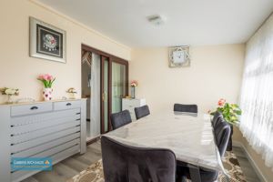 Dining Room- click for photo gallery